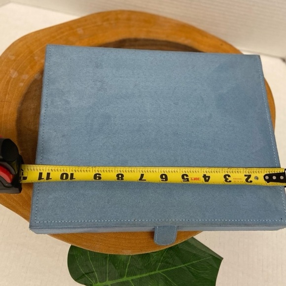 Reed & Barton Faux Suede Travel Jewelry Organizer Box - Picture 11 of 11